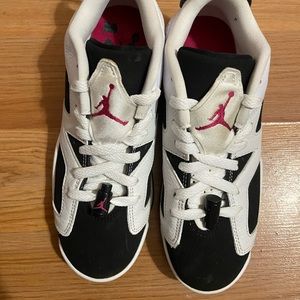 Jordan 6 low fuchsia